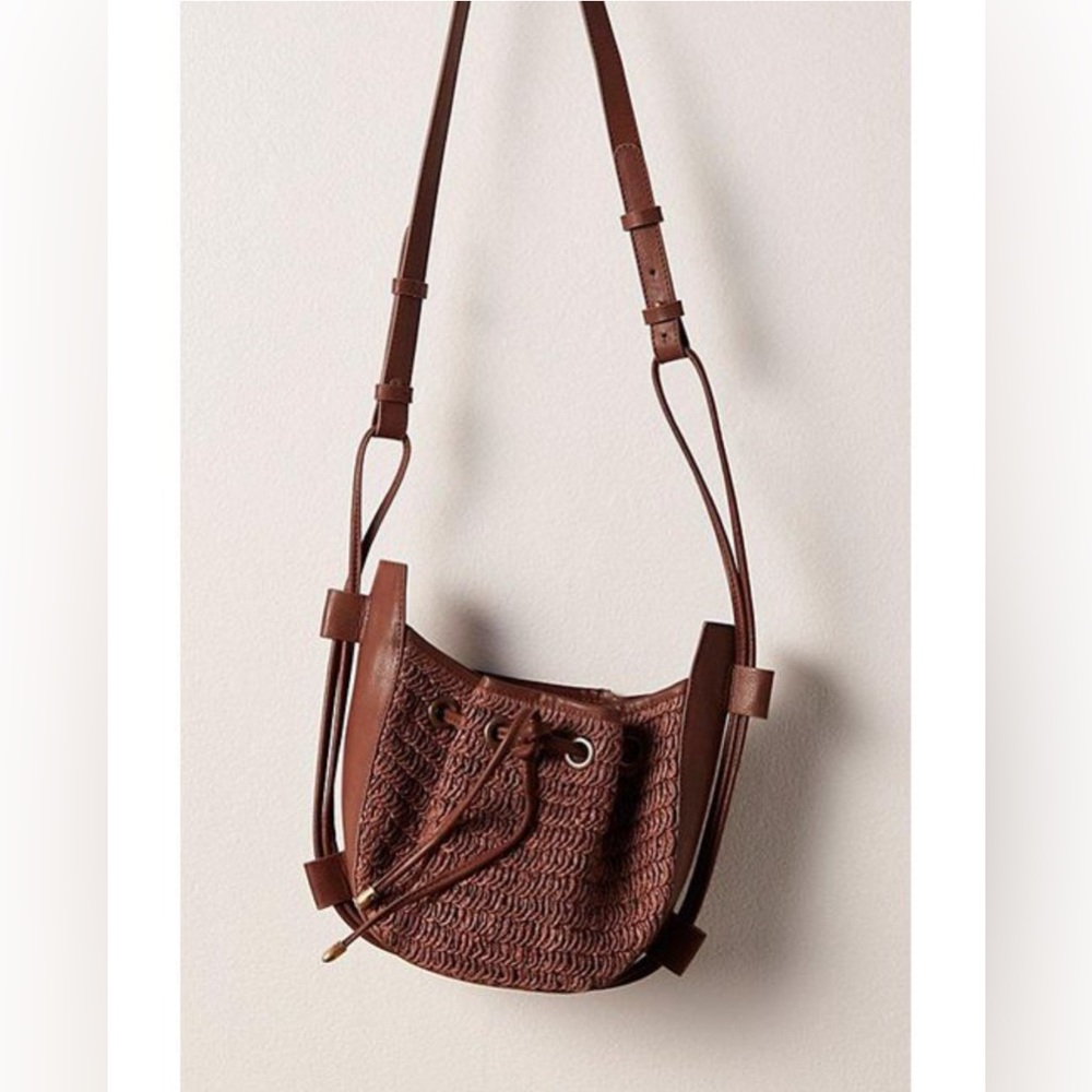 *SOLD*🚨FLASH SALE!🚨✨NEW!✨Free People Cabana Crossbody Bag - Picture 2 of 8